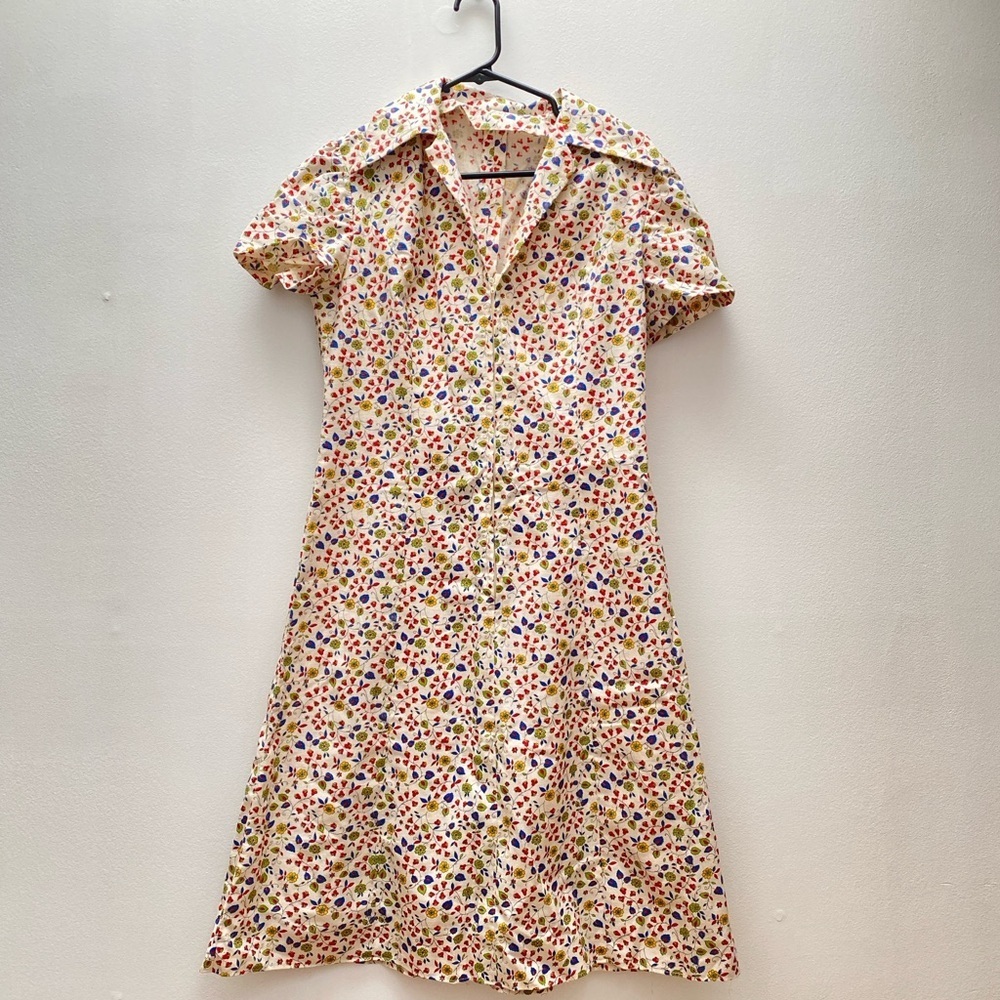 Vintage - 1970’s Handmade Cream Cotton Floral Day Dress